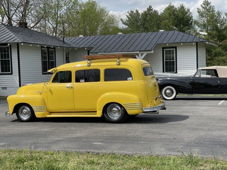 Thumbnail Photo undefined for 1952 Chevrolet Suburban